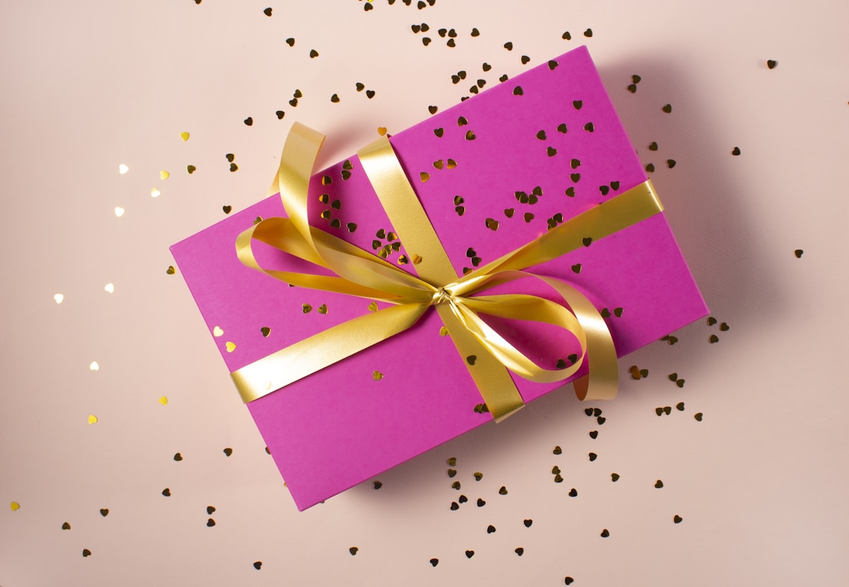 Scented candle gift box for gifting